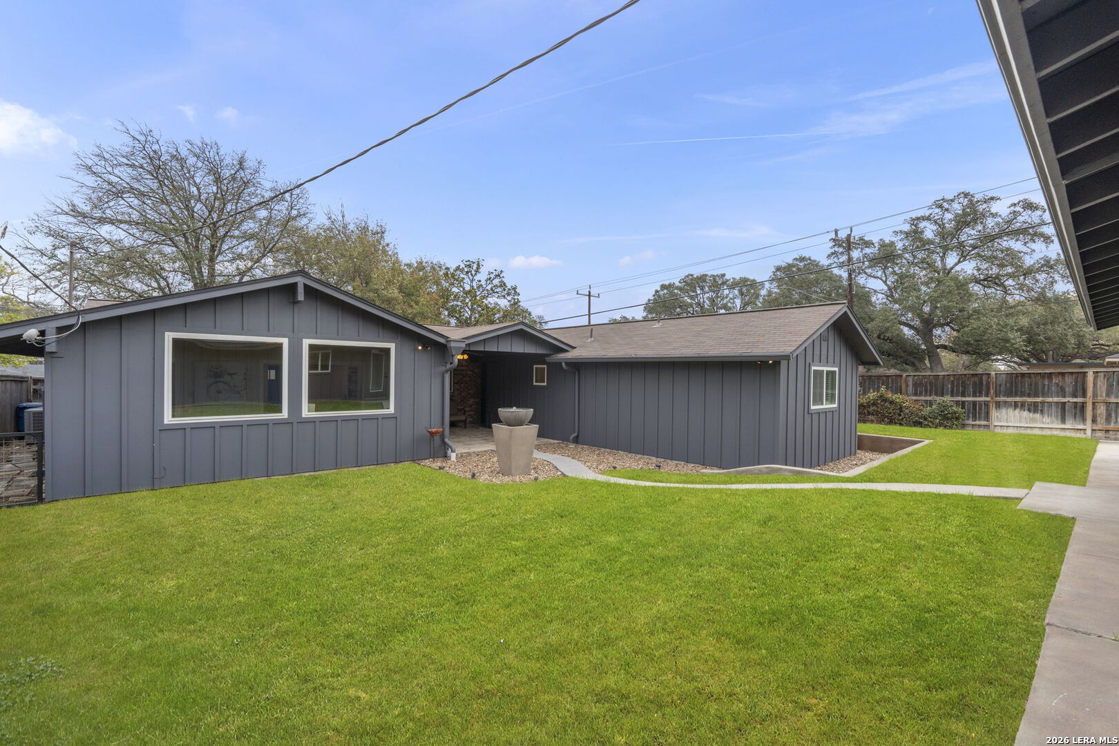 2126 E Lawndale Drive San Antonio TX 78209