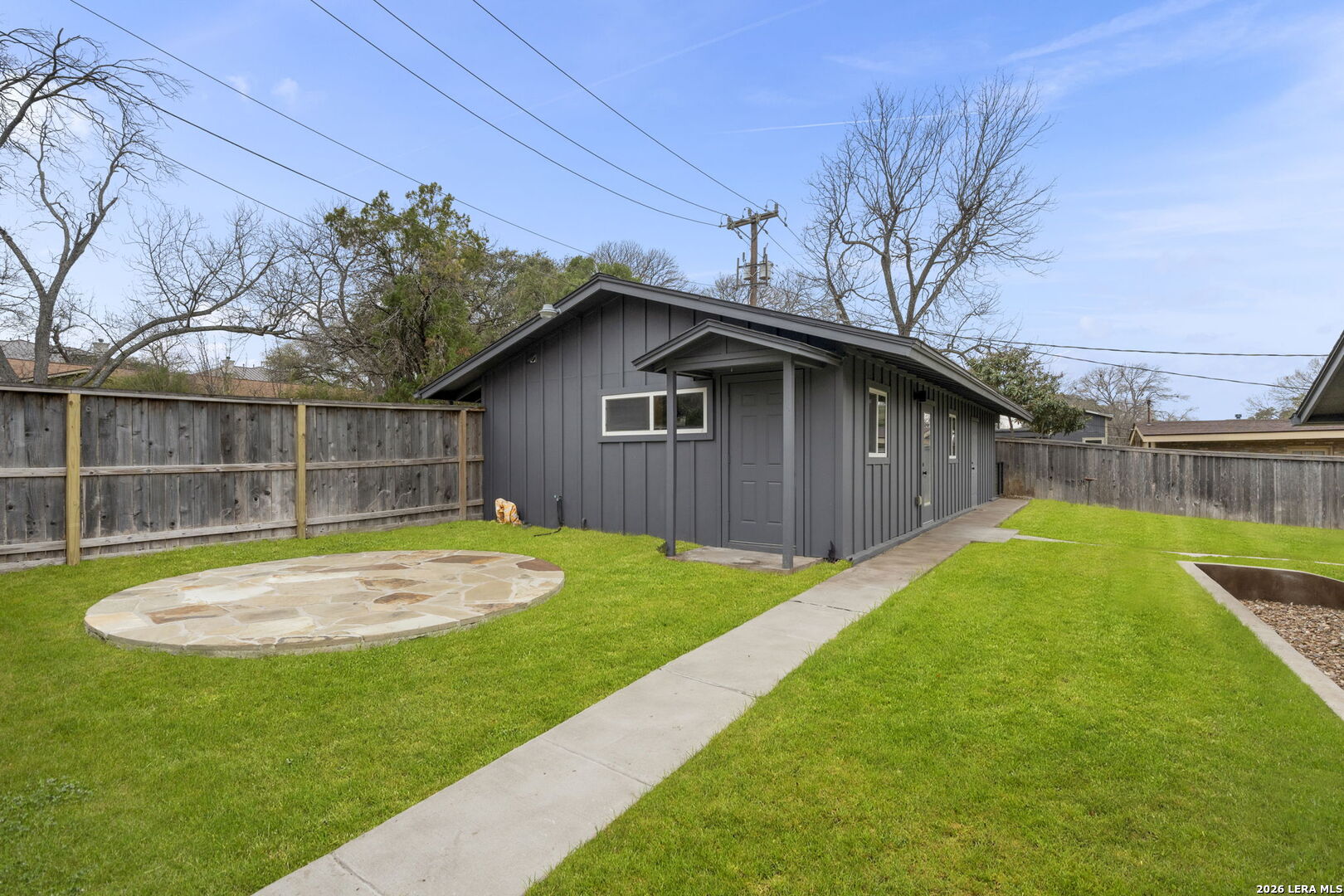 2126 E Lawndale Drive San Antonio TX 78209
