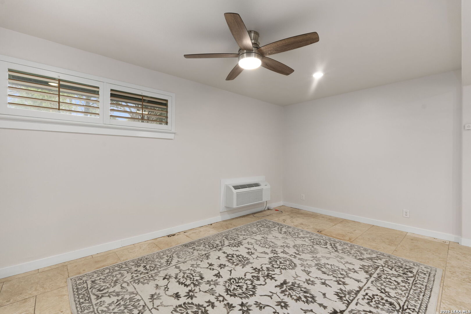 2126 E Lawndale Drive San Antonio TX 78209