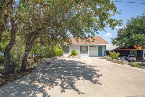 1021 Hillcrest Forest Canyon Lake TX 78133
