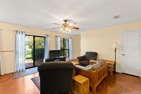 1021 Hillcrest Forest Canyon Lake TX 78133