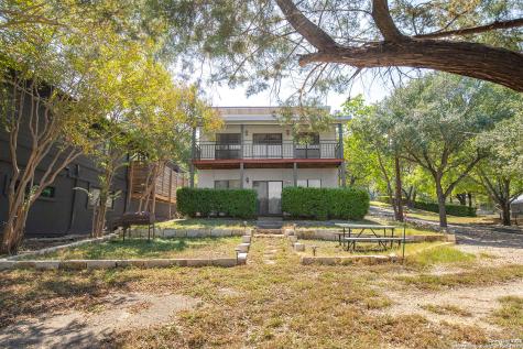 1021 Hillcrest Forest Canyon Lake TX 78133