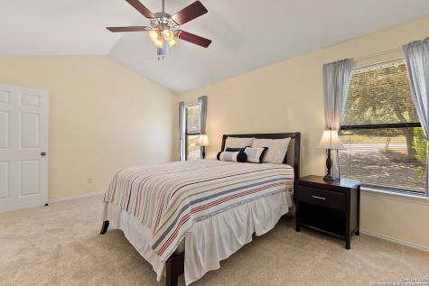 1021 Hillcrest Forest Canyon Lake TX 78133