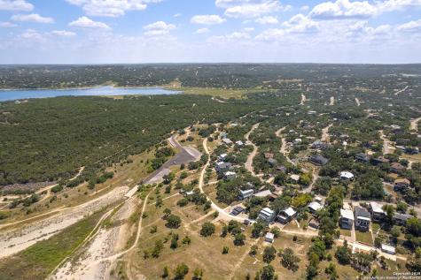 1021 Hillcrest Forest Canyon Lake TX 78133