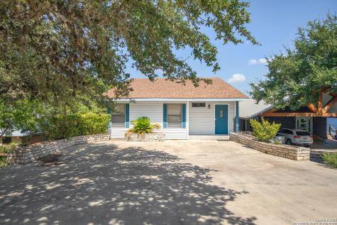 1021 Hillcrest Forest Canyon Lake TX 78133