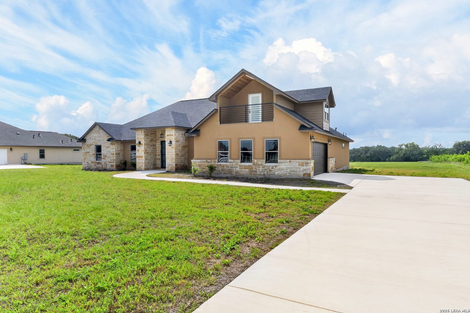 956 Horseshoe Falls Bandera TX 78003