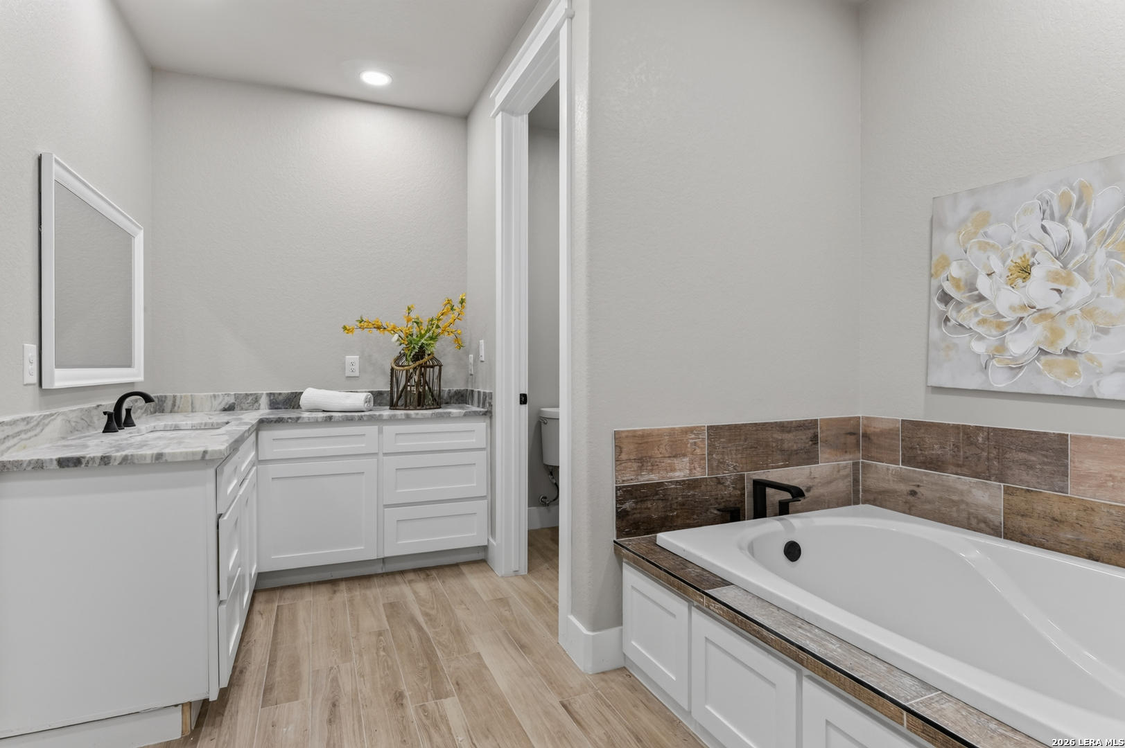 956 Horseshoe Falls Bandera TX 78003