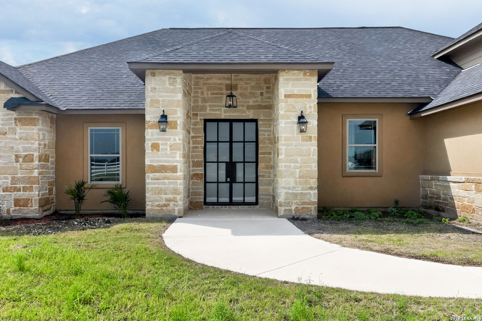 956 Horseshoe Falls Bandera TX 78003