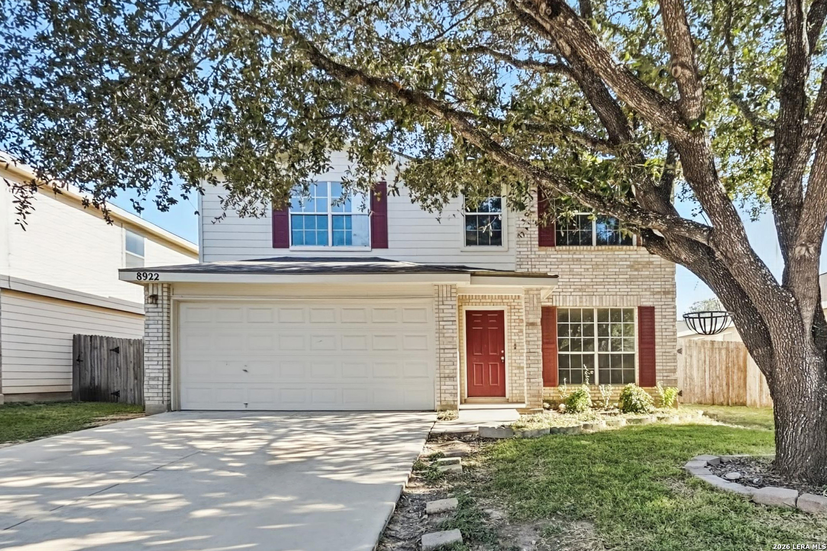 8922 Quaker Selma TX 78154