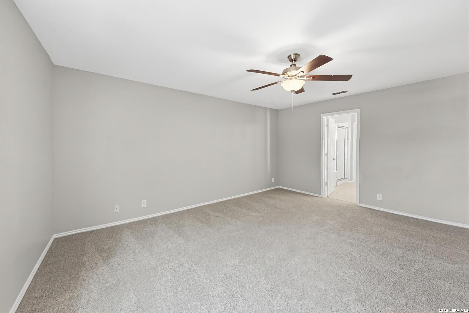 8922 Quaker Selma TX 78154