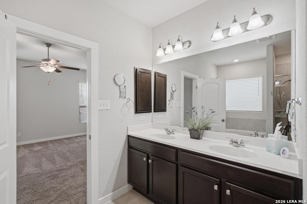 2431 Valencia Crest San Antonio TX 78245