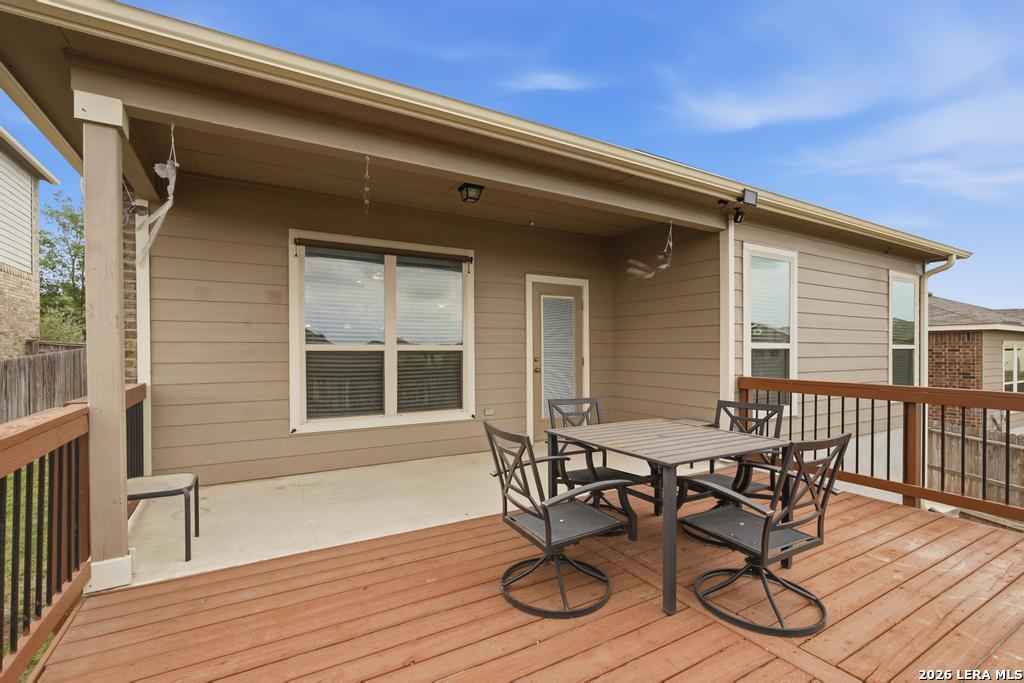 2431 Valencia Crest San Antonio TX 78245