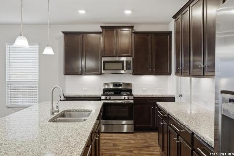 2431 Valencia Crest San Antonio TX 78245
