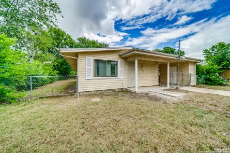 5006 Village Glen San Antonio TX 78218