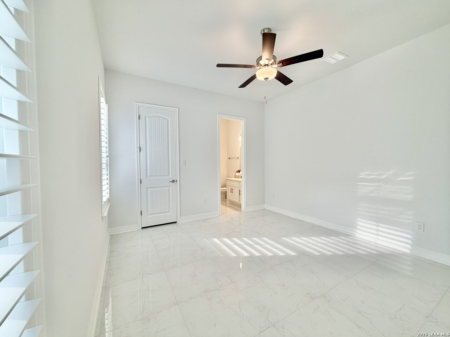 4051 Wood Creek San Antonio TX 78257