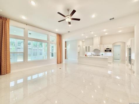4051 Wood Creek San Antonio TX 78257