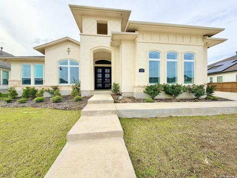 4051 Wood Creek San Antonio TX 78257