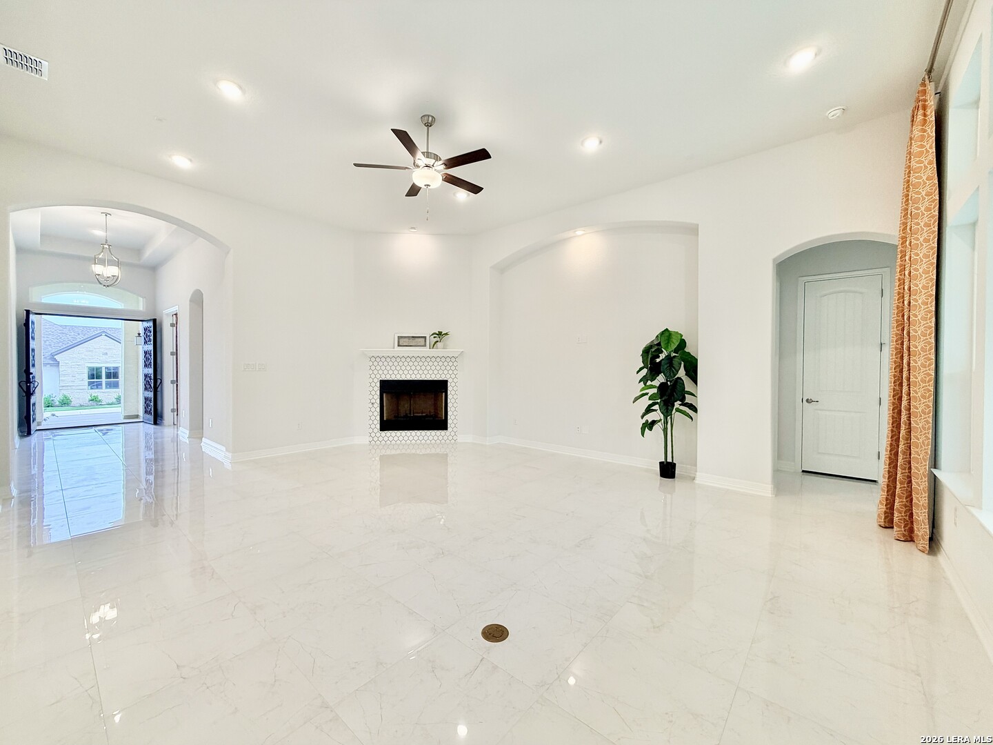 4051 Wood Creek San Antonio TX 78257