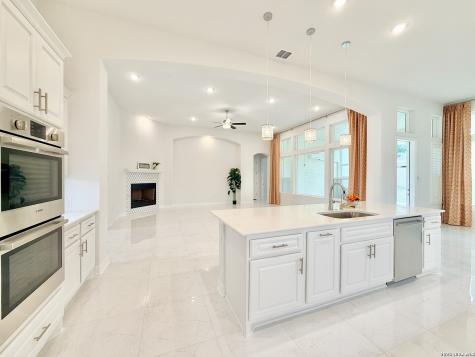 4051 Wood Creek San Antonio TX 78257