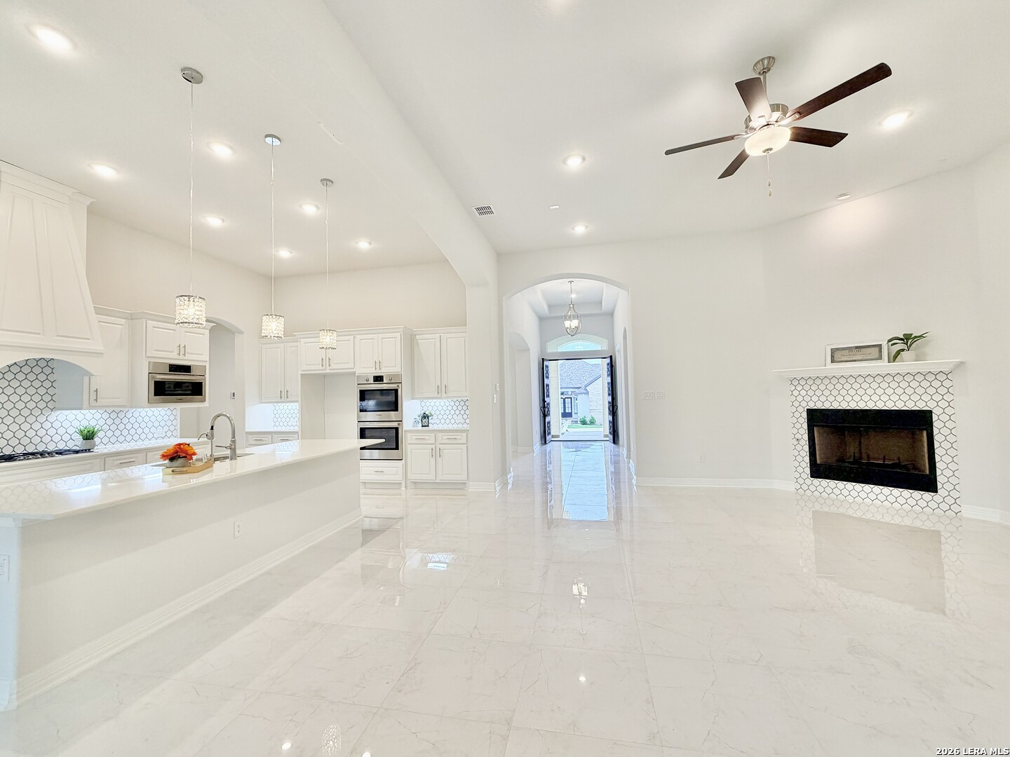 4051 Wood Creek San Antonio TX 78257