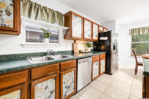 8663 Silent Oaks San Antonio TX 78250