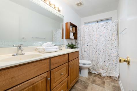 8663 Silent Oaks San Antonio TX 78250