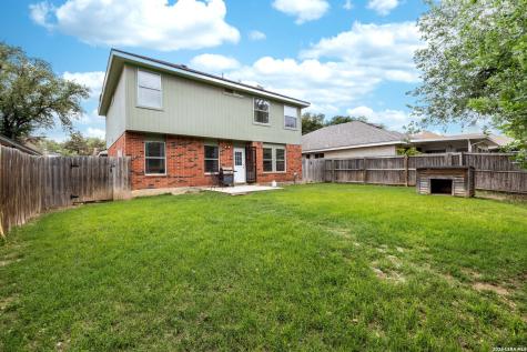 8663 Silent Oaks San Antonio TX 78250