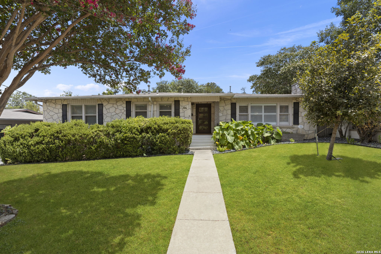 206 E Agarita Avenue San Antonio TX 78212