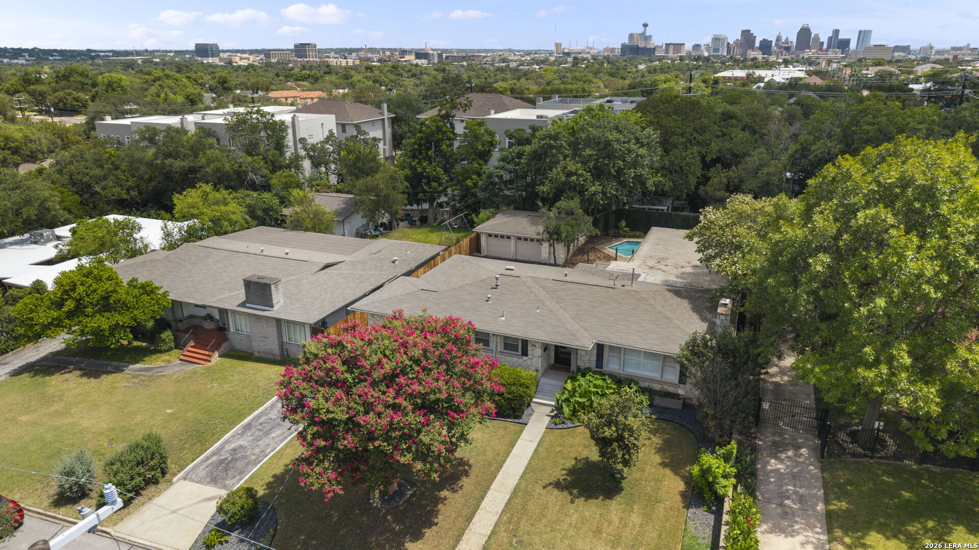 206 E Agarita Avenue San Antonio TX 78212