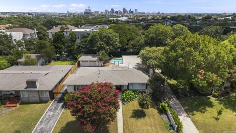 206 E Agarita Avenue San Antonio TX 78212
