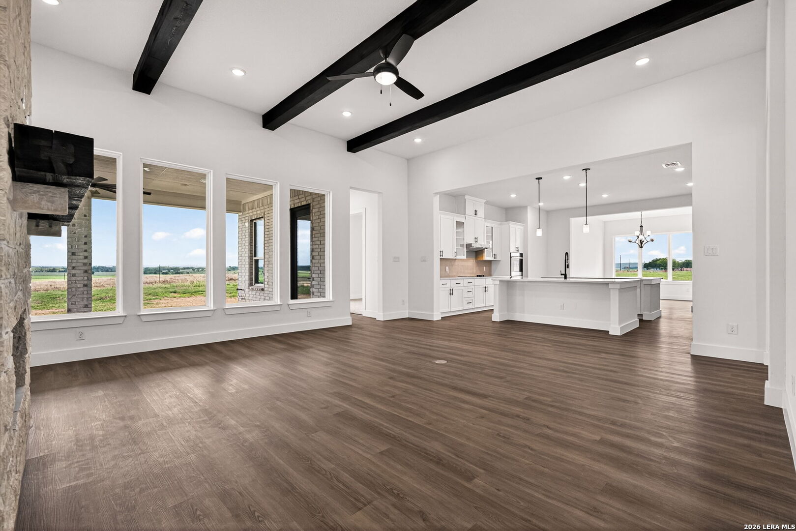 302 Venado Oaks Castroville TX 78009