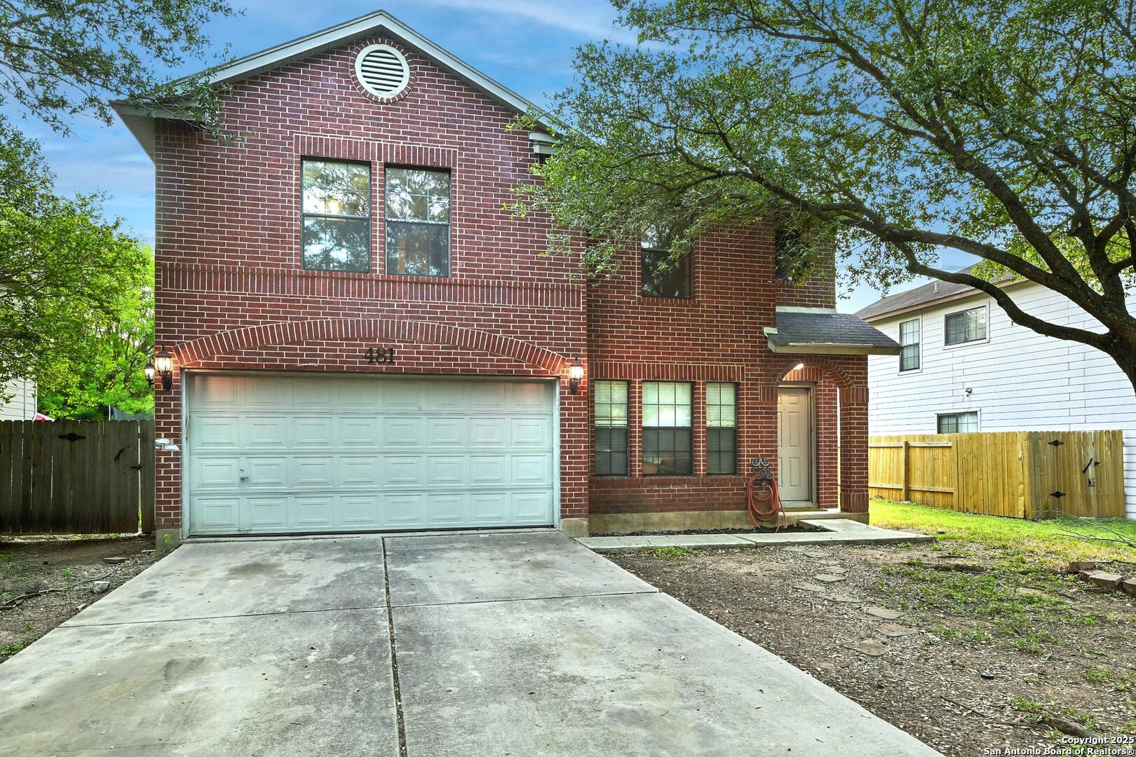 481 Whispering Hlw Kyle TX 78640
