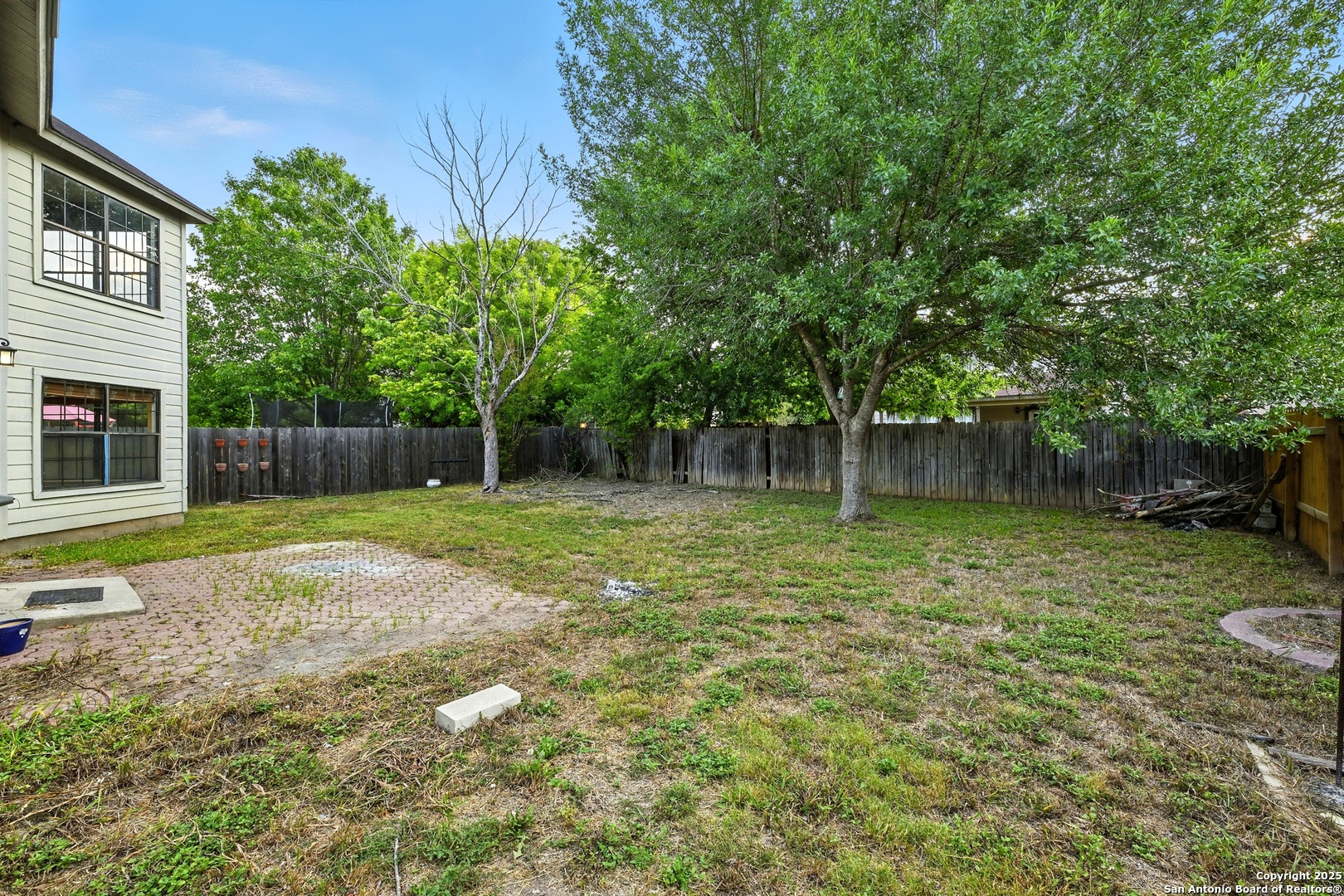 481 Whispering Hlw Kyle TX 78640