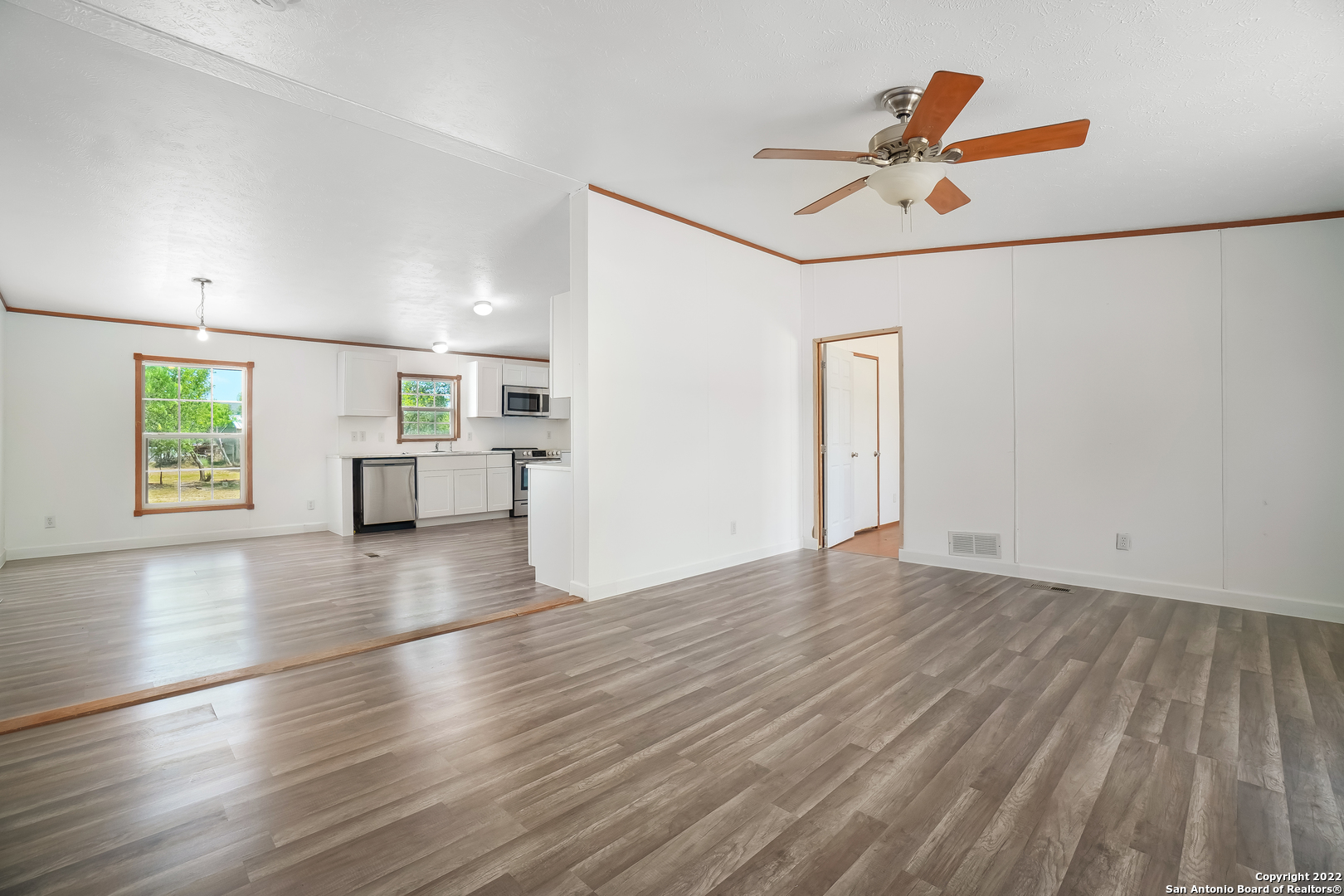 1025 County Road 3821 San Antonio TX 78253