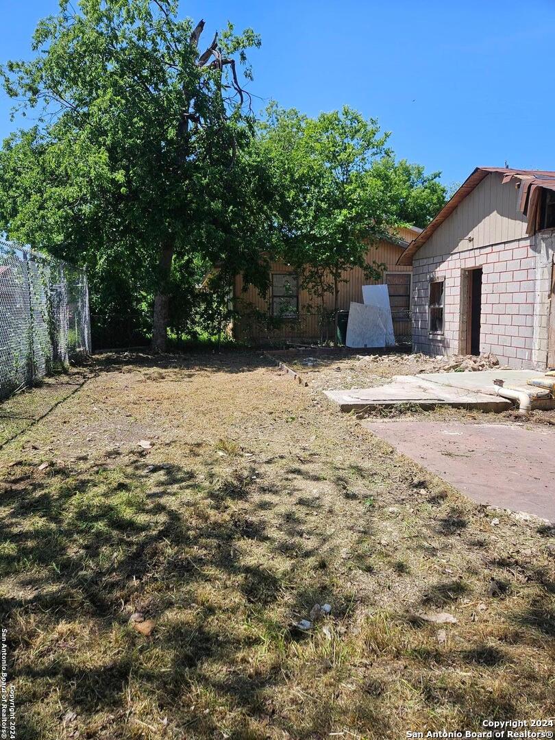 1710 Hidalgo Street San Antonio TX 78207