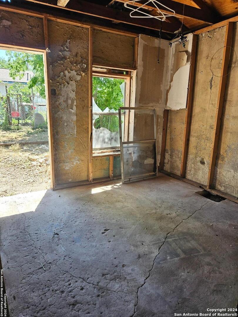 1710 Hidalgo Street San Antonio TX 78207