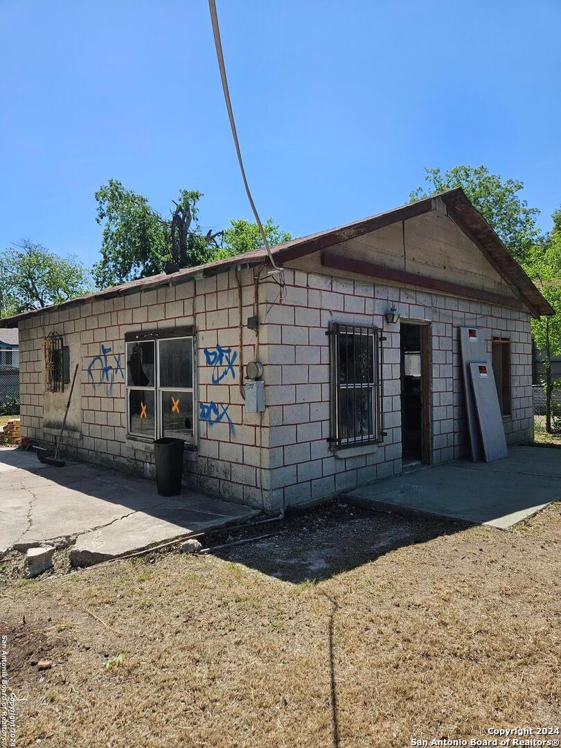 1710 Hidalgo Street San Antonio TX 78207