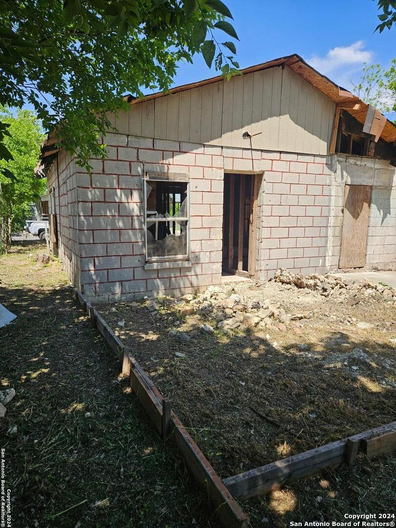 1710 Hidalgo Street San Antonio TX 78207