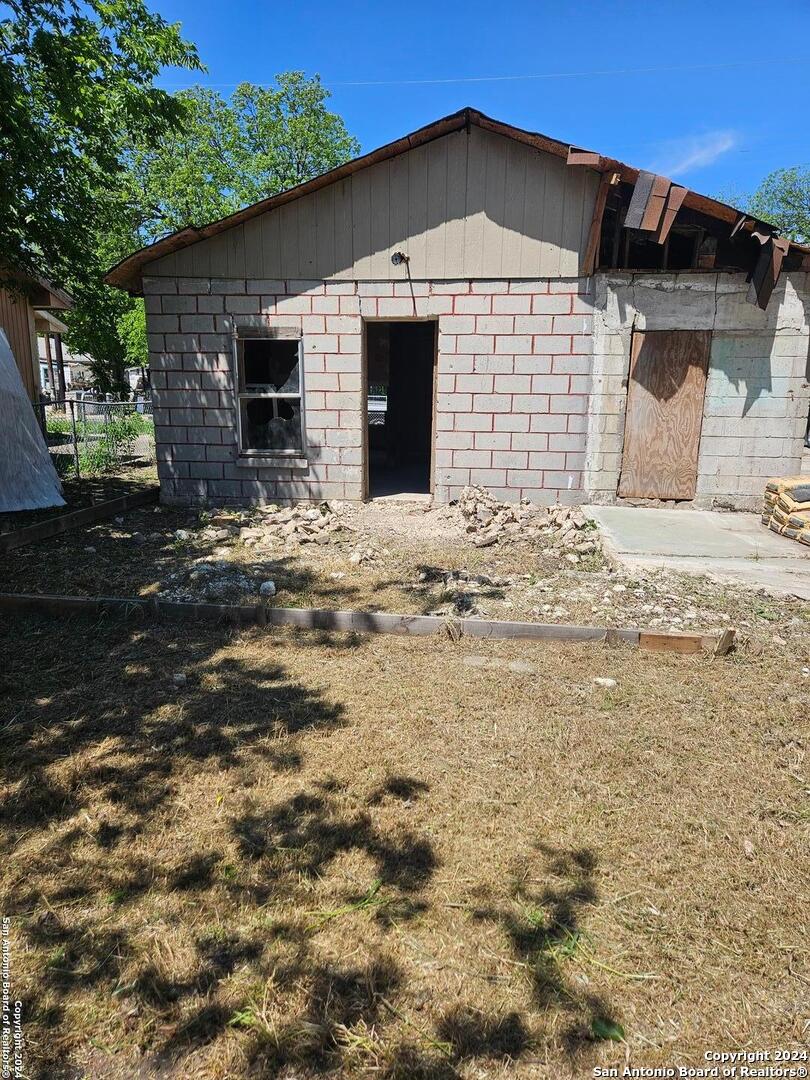 1710 Hidalgo Street San Antonio TX 78207
