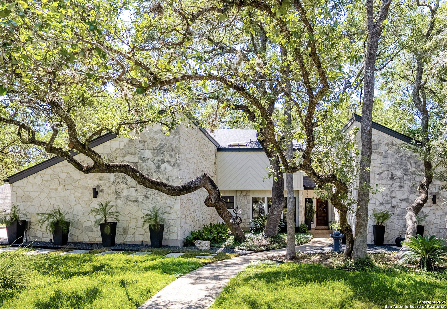 434 Arch Bluff San Antonio TX 78216