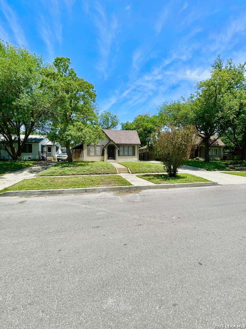 307 Furr Drive San Antonio TX 78201