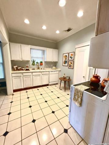 307 Furr Drive San Antonio TX 78201