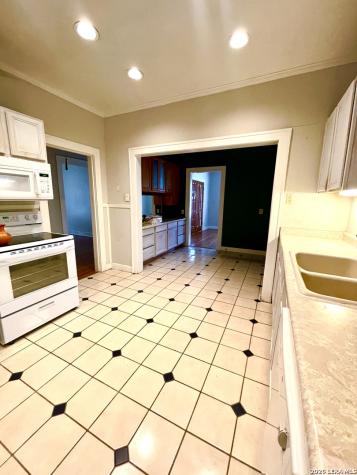 307 Furr Drive San Antonio TX 78201
