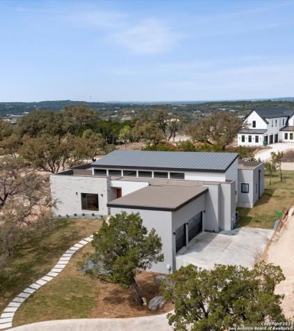 704 Bluffwater Way Lago Vista TX 78645