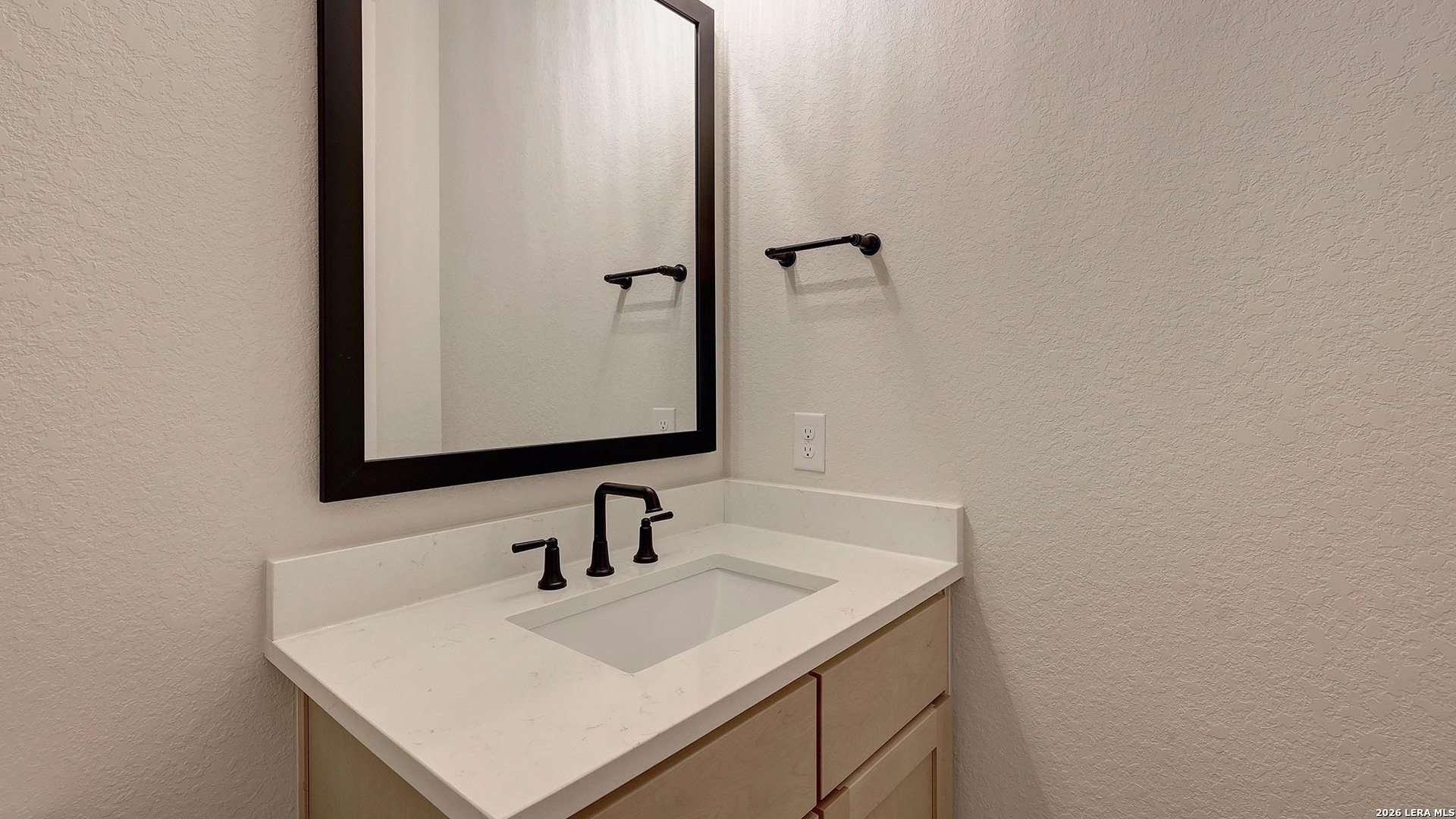 83 Enia Circle San Antonio TX 78257