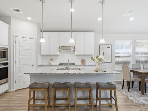 2502 Pitcher Ranch San Antonio TX 78253