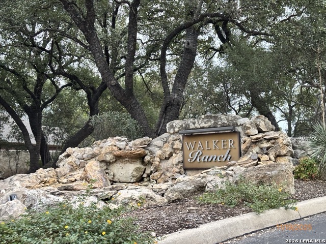 1130 Charlisas San Antonio TX 78216