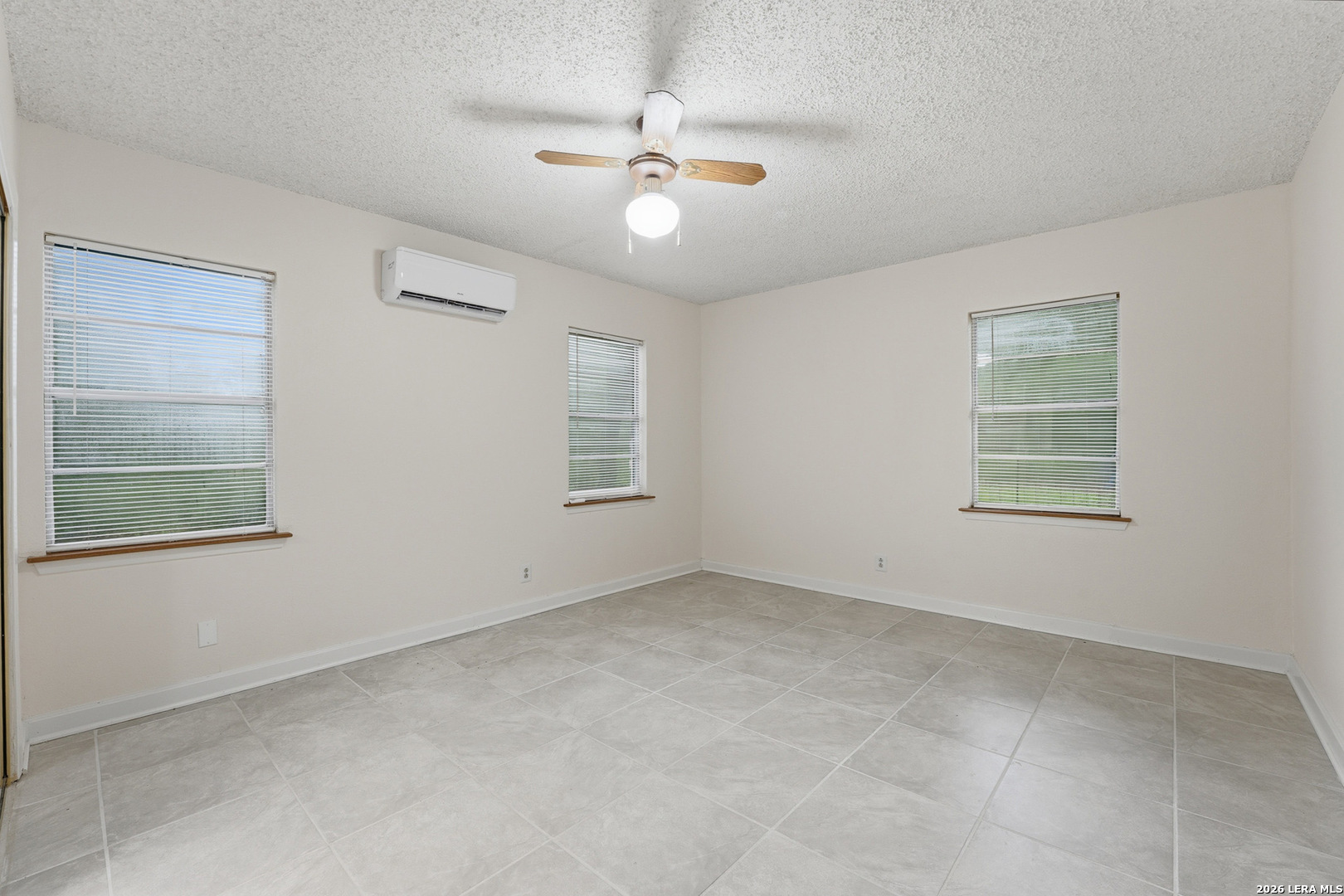 8606 State Highway 123 N Stockdale TX 78160