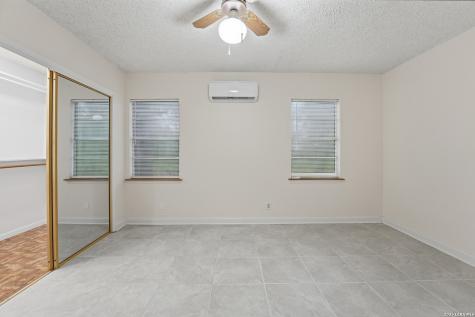 8606 State Highway 123 N Stockdale TX 78160