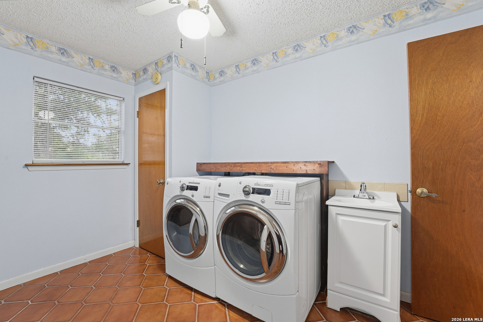 8606 State Highway 123 N Stockdale TX 78160